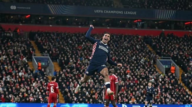 Hasil Liga Champions: Tren Buruk Liverpool Berlanjut, Dipermalukan PSV Eindhoven di Anfield