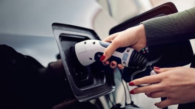 Belajar dari Tragedi Baterai Drone, Pemilik Mobil Listrik Diminta Waspada