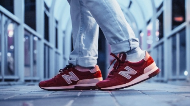 5 Rekomendasi Sepatu New Balance yang Tidak Mengandung Kulit Babi, Aman untuk Muslim