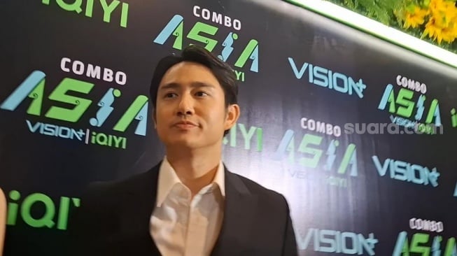 Kenny Austin saat ditemui di iNews Tower, Kebon Sirih pada Rabu, 26 November 2025. [Suara.com/Rena Pangesti]