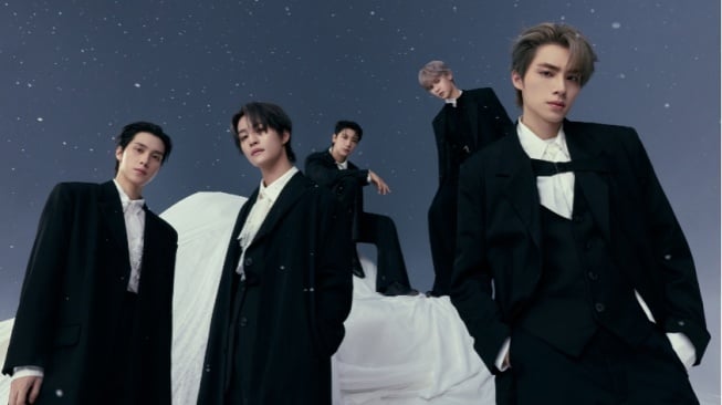 Bertema Romantis, Kun Ciptakan Satu Lagu di Album Baru WayV 'Eternal White'