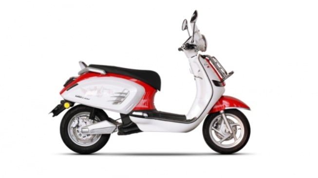 Motor listrik retro ala Vespa tapi harga mirip Scoopy (unitedmotor.co.id)