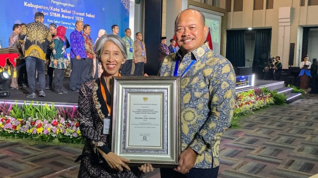 Berhasil Bina Wujudkan Kabupaten/Kota Sehat, Pemprov Jateng Raih Penghargaan Swasti Saba