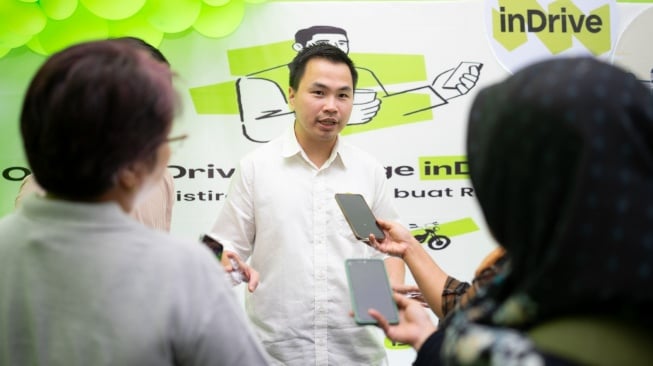 Country Manager IndDrive Rio Aristo saat peresmian InDrive Lounge di Medan, Sumatera Utara, Kamis (20/11/2025). [Handout]