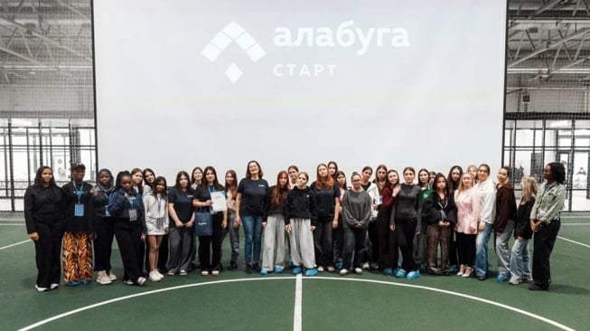 Alabuga Start international employment programme, aimed at attracting ambitious young women aged 18 to 22 from Asia, Africa, and Latin America to work in a wide variety of fields. (Dok: Alabuga Start)
