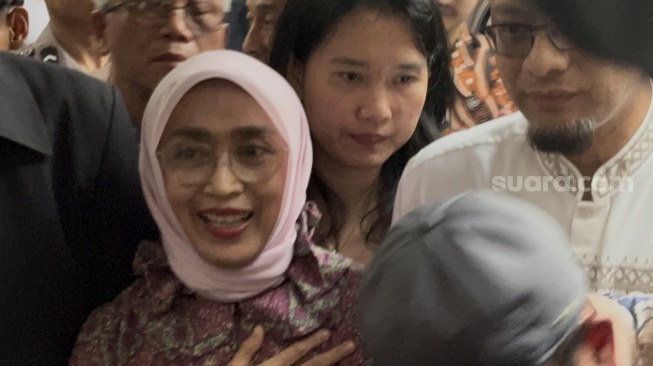Senyum Merekah Ira Puspadewi, Eks Dirut ASDP Resmi Bebas dari Rutan KPK