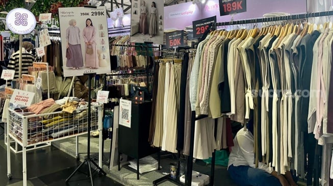 Rendezvous Modest Market di AEON Tanjung Barat, Jakarta Selatan. [Suara.com/Dini Afrianti]