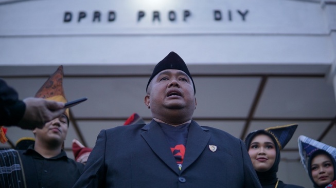 Banjir Tapanuli Bawa Gelondongan Kayu, Pemerintah Didesak Investigasi Dugaan Pembalakan Liar