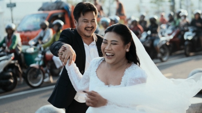 Boiyen Curhat Culture Shock Usai Dinikahi Rully: Disuruh Baca Mulu