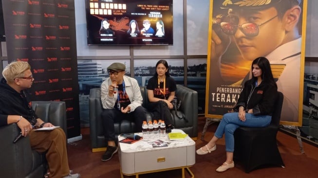 Talkshow Film Penerbangan Terakhir bersama Nadya Arina (Suara.com/Shevinna Putti)