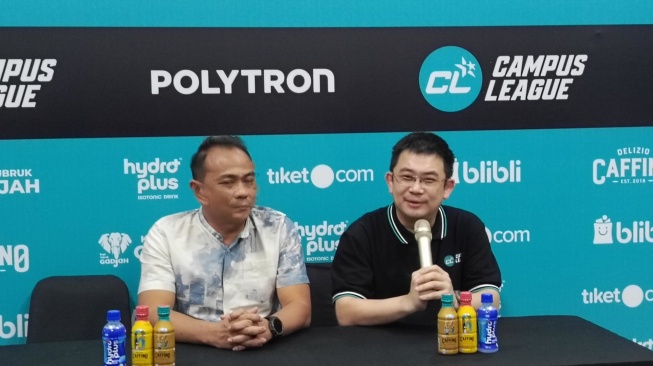 Konferensi pers penutupan Campus League Futsal Regional Jakarta 2025 yang dihadiri CEO Campus League, Ryan Gozali dan Dekan 3 FIKK UNJ, Hendro Wardoyo. [Dok. Istimewa]