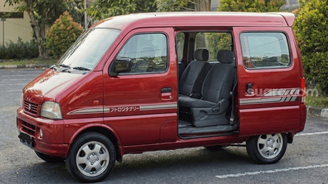 8 Mobil Pintu Geser Mulai Rp 30 Juta untuk Keluarga Ramah Anak: Ada Sunroof hingga Captain Seat