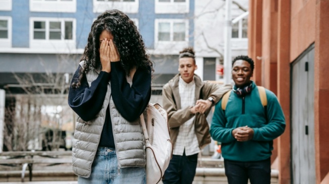 Cyberbullying: Kenapa Dampaknya Nyata dan Bagaimana Kita Menghadapinya