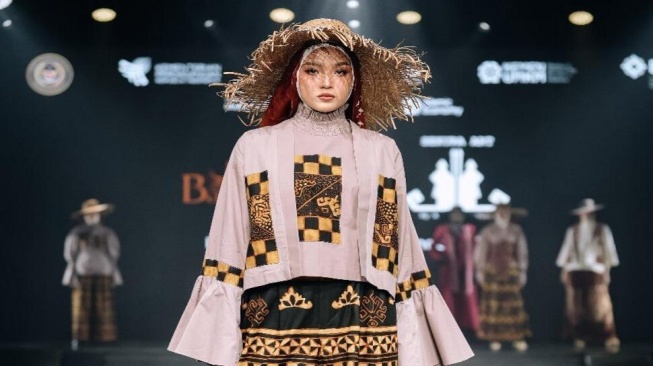 Zero Waste, Intip Dapur Produksi Batik Siger Khas Lampung