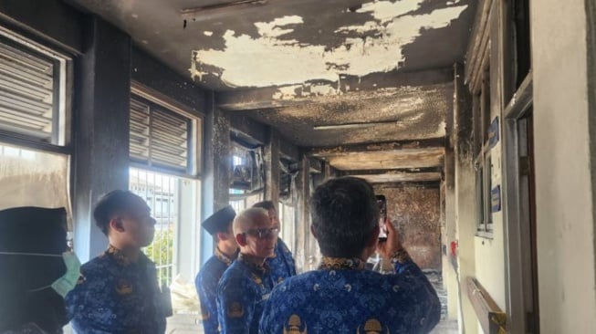 Kebakaran di Rumah Sakit Umum (RSU) Pemasyarakatan Cipinang, Jakarta Timur (Jaktim), Senin (1/12/2025). (Foto dok. Direktorat Jenderal Pemasyarakatan)