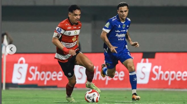 Madura United Kalah Telak dari Persib, Carlos Perreira:KamiTidak Bermain dengan Baik