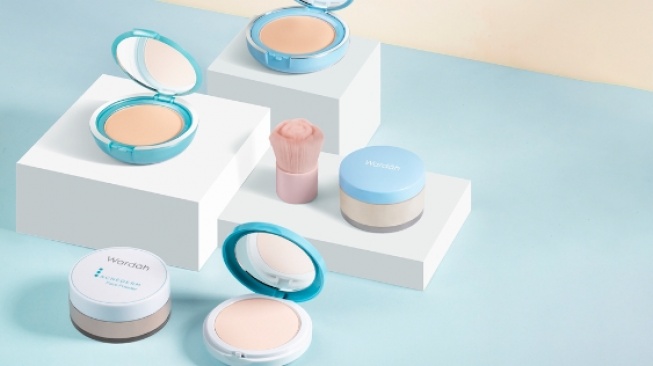 5 Bedak Wardah Paling Laris untuk Makeup Flawless dan Tahan Lama hingga 16 Jam