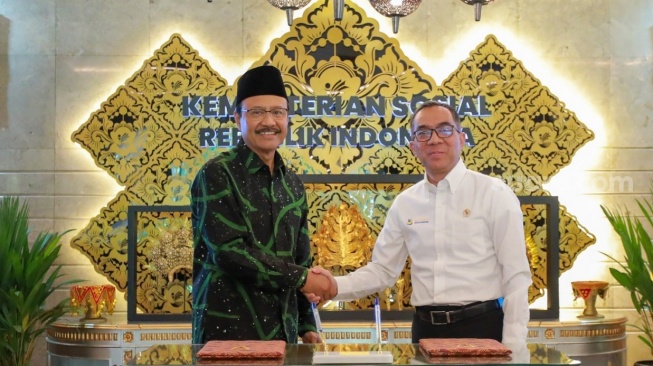 4.000 Siswa Sekolah Rakyat Mau Kuliah, Kemensos Gandeng Diktisaintek Minta Bimbingan