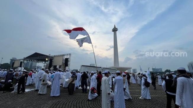 LIVE STREAMING: Reuni Akbar 212 ke-9, Ikuti Perkembangannya di Monas