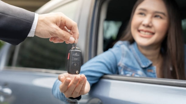 7 Mobil Bekas Tahun Muda Murah di Bawah Rp100 Juta, Kondisi Prima Performa Yahud!