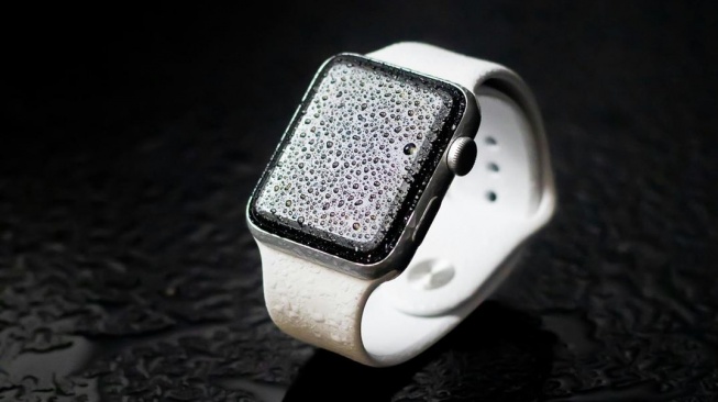 6 Smartwatch yang Aman Dipakai di Musim Hujan, Gak Gampang Rusak Meski Sering Basah!