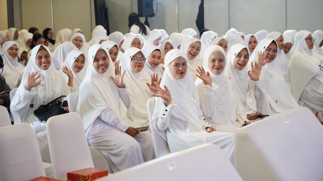 PNM Kirim Karyawan Terbaik ke Malaysia, Singapura, dan Tanah Suci: Penghargaan Atas Integritas