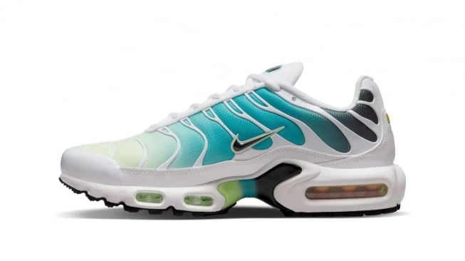 Nike Air Max Plus Women's Sneakers (Foot Locker/Nike)