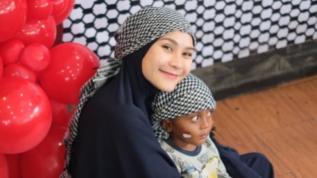 Zaskia Adya Mecca Ungkap Kondisi Memprihatinkan Para Korban Bencana di Aceh