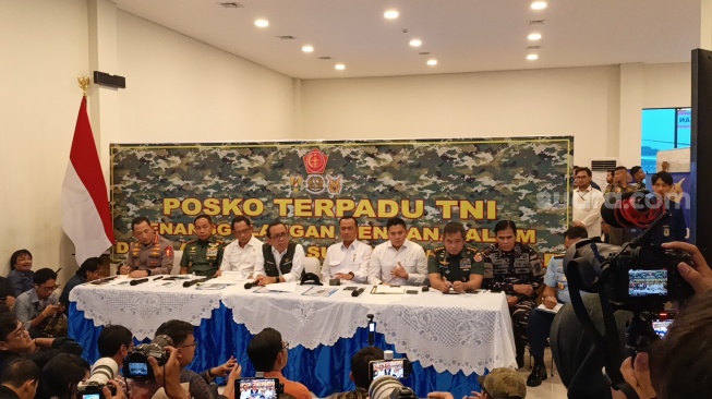 Pakai Citra Satelit, Pemerintah Buru Terduga di Balik Kayu Gelondongan Banjir Sumatra