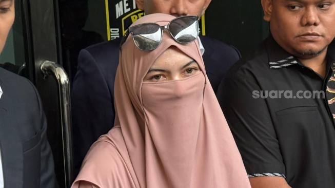 Dulu Teman SMA, Mawa Ungkap Pernikahannya Indah tapi Berakhir Sad Ending