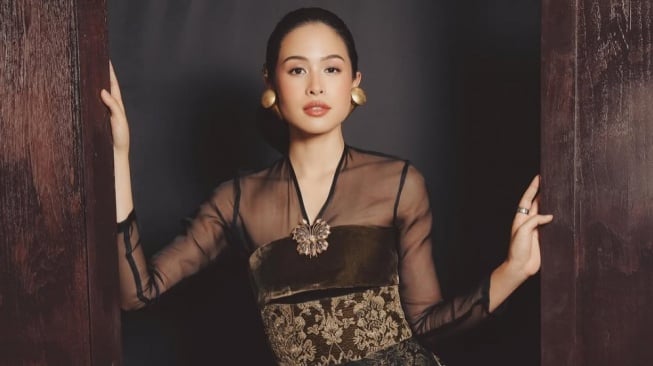 Maudy Ayunda Baru Bicara soal Banjir Sumatra, Warganet: Abis Dirujak Baru Speak Up