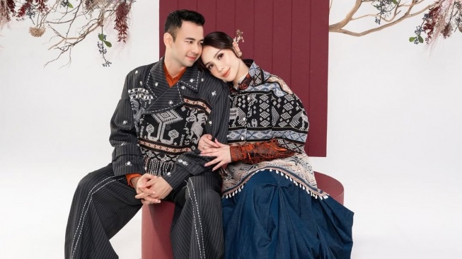 Raffi Ahmad dan Nagita Slavina. [Instagram]