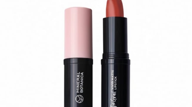 Mineral Botanica The Grail Vivid Matte Lipstick (Shopee)