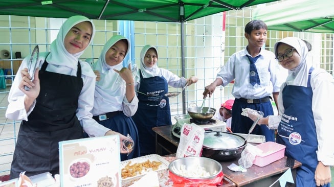 Literasi Keuangan Rendah: Mengapa Anak Sekolah Perlu Belajar Bisnis dan Menabung?