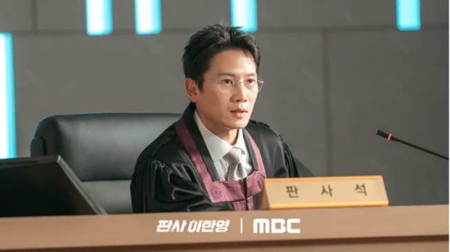 Ji Sung Jadi Hakim Korup yang Tobat di The Judge Returns, Ini Sinopsisnya!