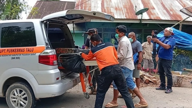 Update Korban Longsor Pasaman Barat: 2 Orang Meninggal Dunia, 3 Belum Ditemukan!
