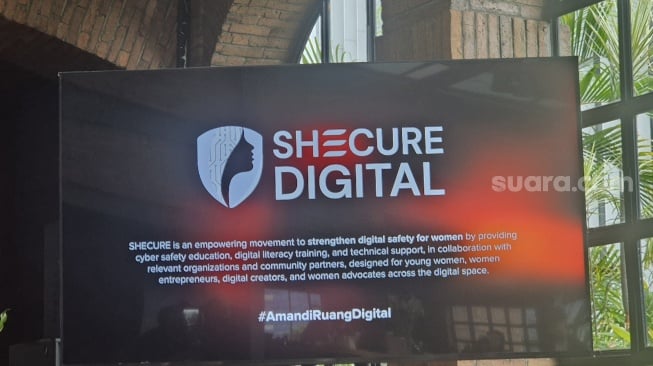 Shecure Digital, program CSR dari ITSEC Asia Tbk. Jakarta, Jumat (5/12/2025). [Suara.com/Dythia] ITSEC Asia 