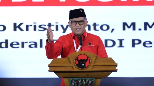 Hasto Kristiyanto: Respons Bencana Alam Bukan Sekadar Bantuan Cepat