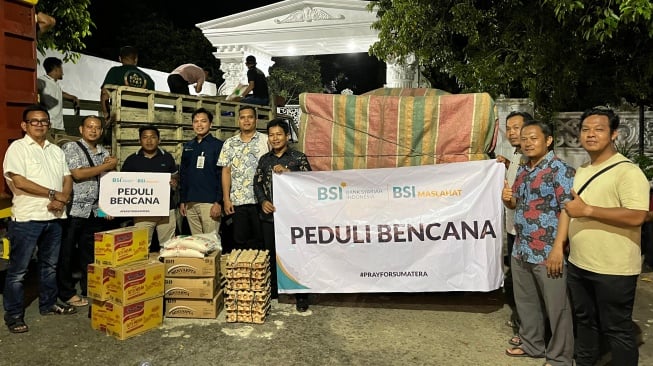BSI Salurkan Bantuan untuk Penyintas Bencana di Sumut