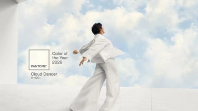 PANTONE 11-4201 Cloud Dancer (pantone)