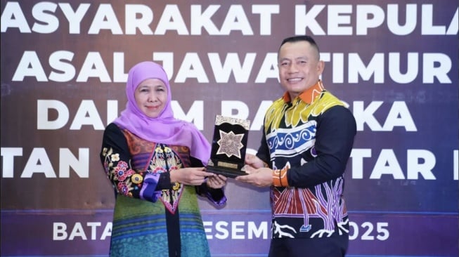 Gubernur Khofifah Jumpa Masyarakat Kepulauan Riau Asal Jatim: Ajak Bangun Daerah Rantau