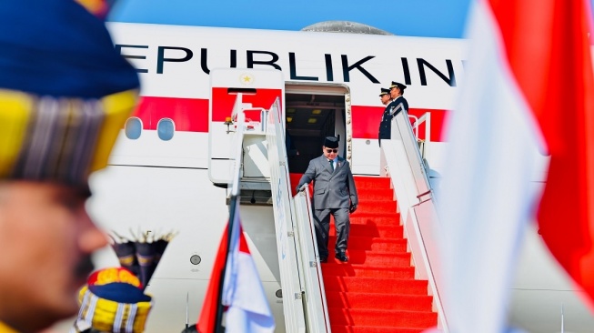 Lawatan ke Islamabad, 6 Jet Tempur Sambut Kedatangan Prabowo di Langit Pakistan