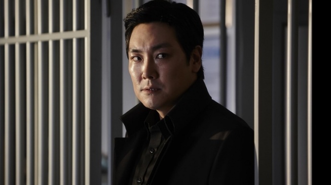 Film dan Serial Cho Jin Woong: Umumkan Pensiun usai Jejak Kriminal Terbongkar