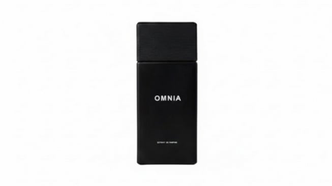 SAFF & Co Extrait de Parfum Omnia Black (Shopee)