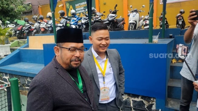 Bedu ditemui di Pengadilan Agama Jakarta Selatan pada Selasa, 9 Desember 2025. [Suara.com/Rena Pangesti]