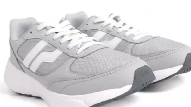 Piero Jogger V54. [Shopee]