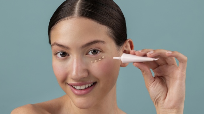 5 Skin Tint untuk Pekerja Kantoran, Praktis Dipakai dan Ekstra Melindungi