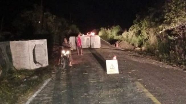 Suami-Istri Tewas Setelah Sepeda Motor Tabrak Gorong-Gorong di Mentebah Kapuas Hulu