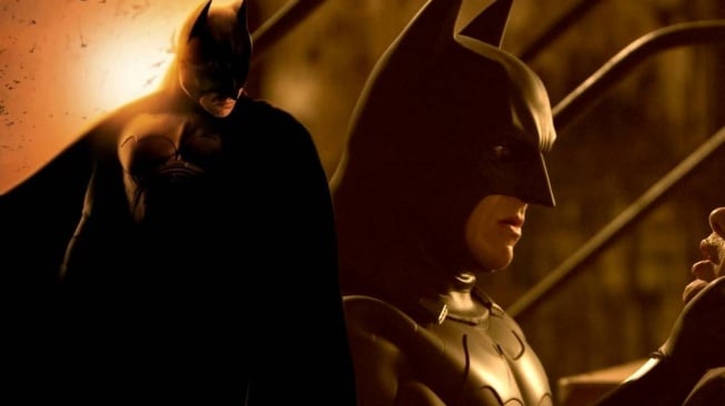 Film Batman Begins yang dibintangi Christian Bale, Katie Holmes, Michael Caine, dan Liam Neeson akan tayang Selasa (9/12/2025) malam ini pukul 21.00 WIB di Trans TV. [YouTube]