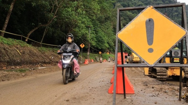 Terowongan atau Flyover? 2 Wacana Solusi Antisipasi Risiko Lembah Anai yang Rawan Bencana